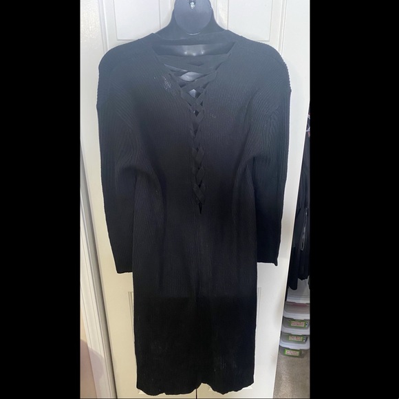 Plus Size Cross Back Cardigan - Picture 3 of 3